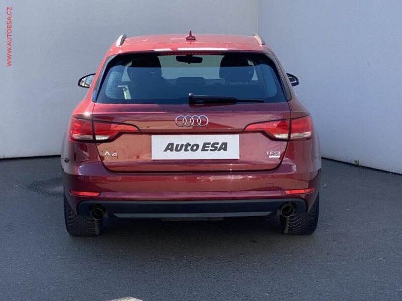 Audi A4 - hlavní fotka