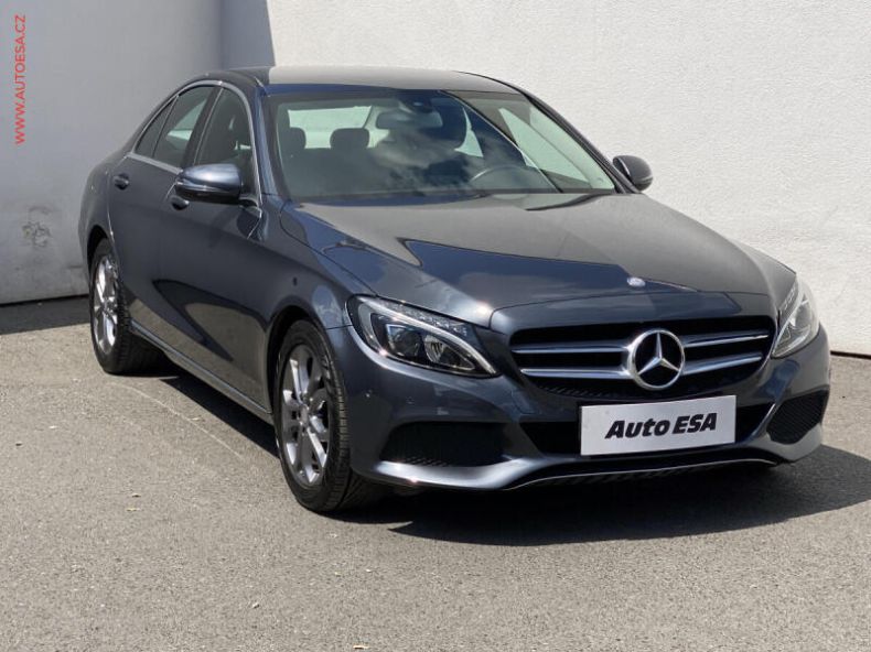 Mercedes Třída C - hlavní foto