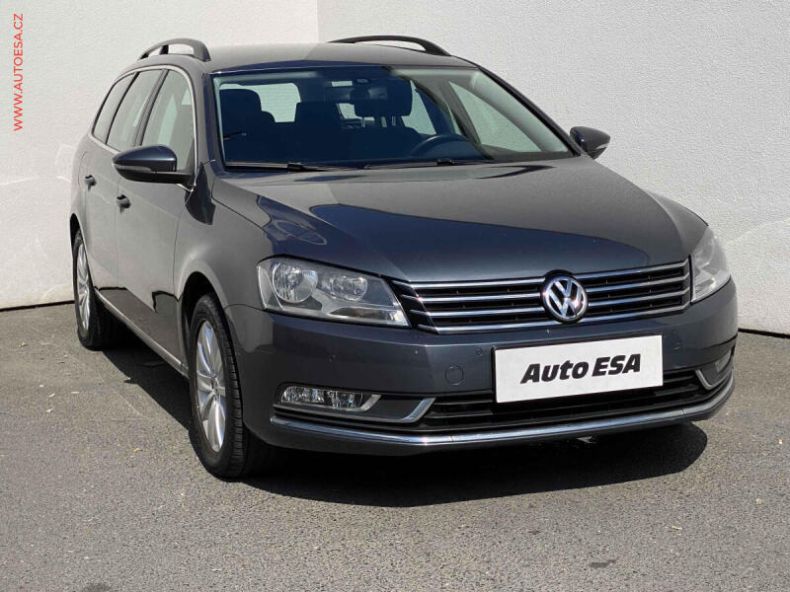 Volkswagen Passat - hlavní foto