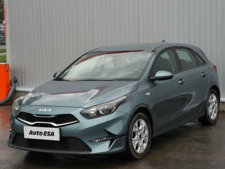 Kia Cee'd - hlavní fotka