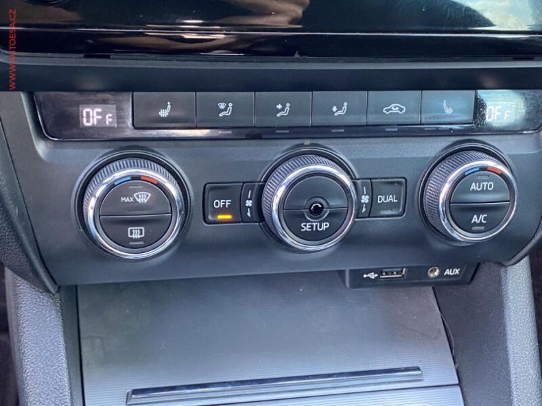 Škoda Octavia - hlavní fotka