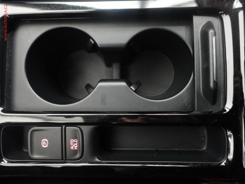 Kia XCeed - hlavní fotka