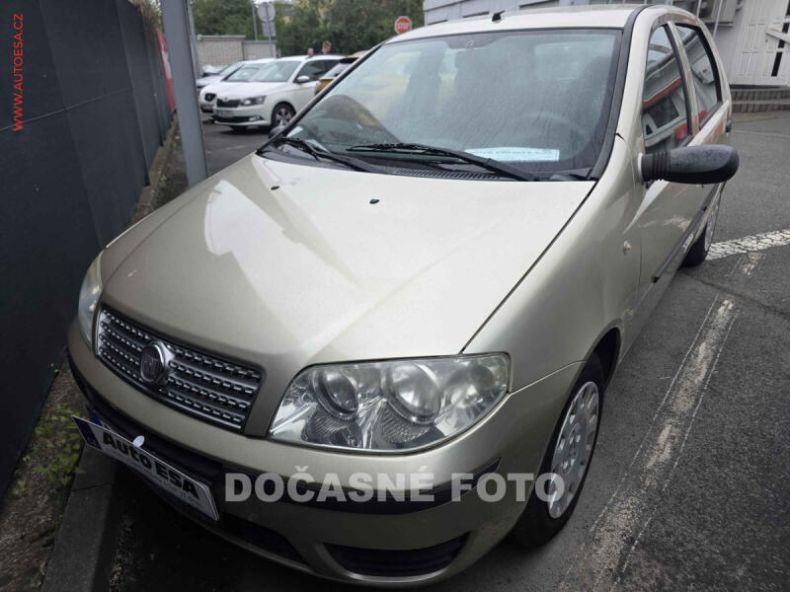 Fiat Punto - hlavní foto