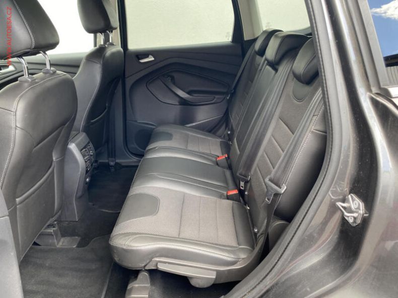 Ford Kuga - hlavní fotka