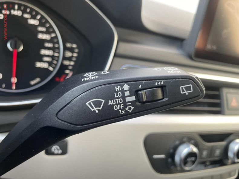 Audi A4 - hlavní fotka