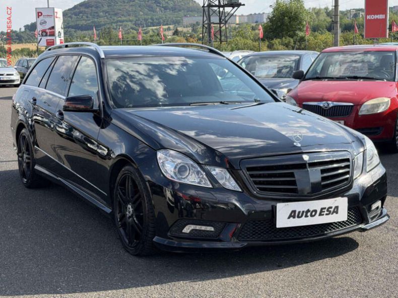 Mercedes Třída E - hlavní foto