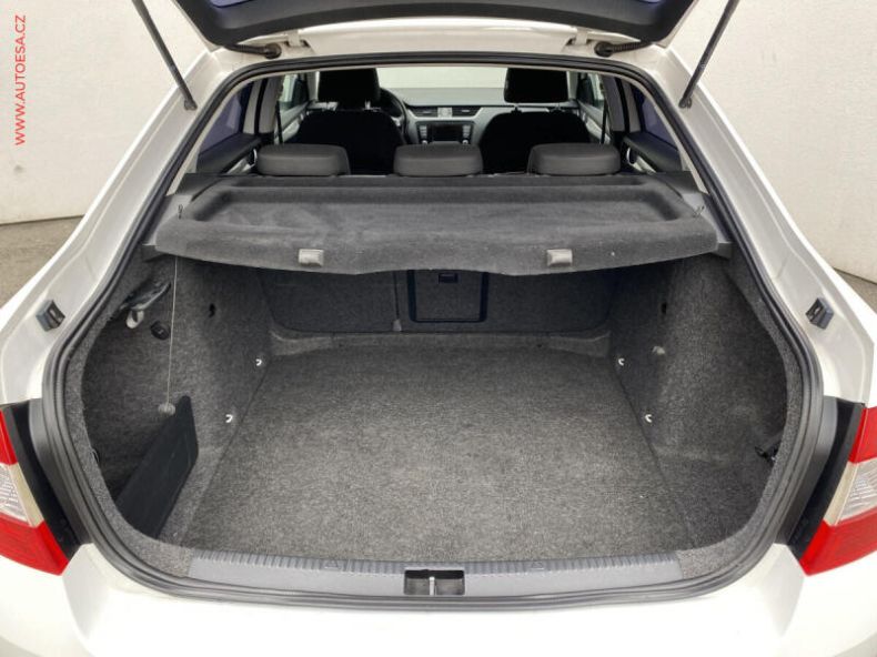 Škoda Octavia - hlavní fotka