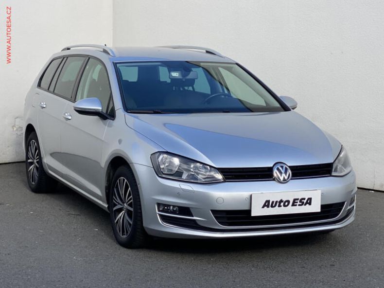 Volkswagen Golf - hlavní foto