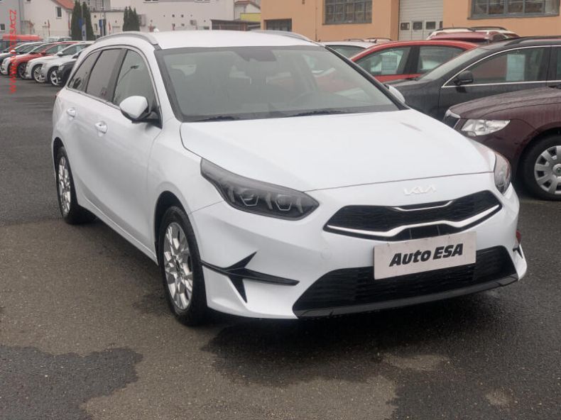Kia Cee'd - hlavní foto