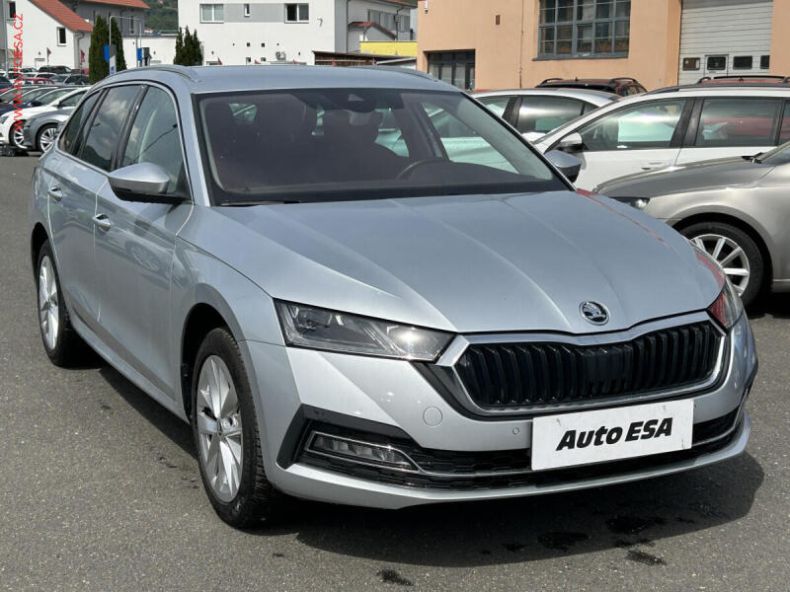 Škoda Octavia - hlavní fotka