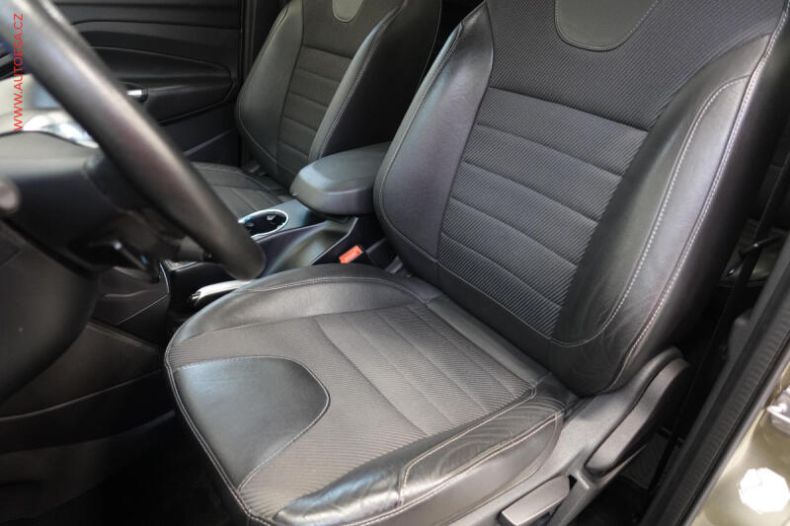 Ford Kuga - hlavní fotka