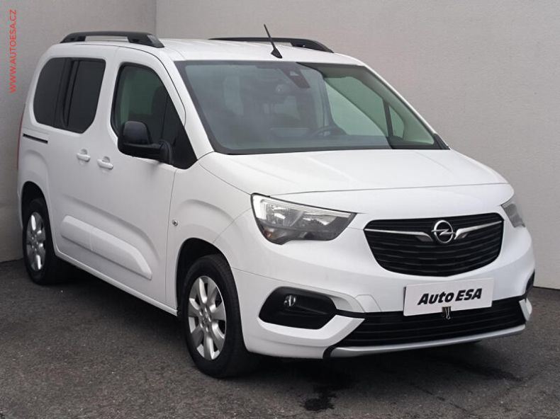 Opel Combo - hlavní foto