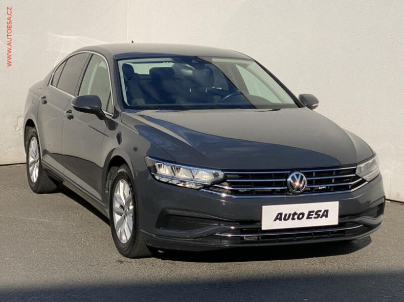 Volkswagen Passat - hlavní fotka inzerátu