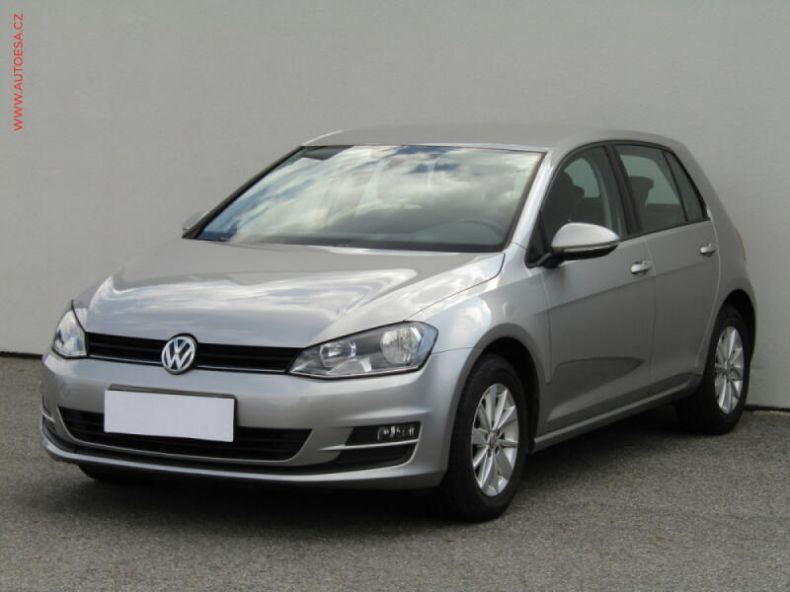 Volkswagen Golf - hlavní fotka