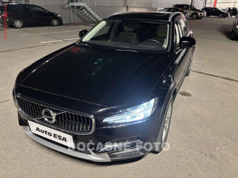 Volvo V90 - hlavní foto