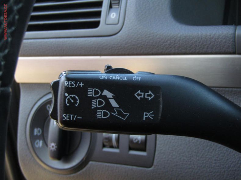 Volkswagen Touran - hlavní fotka