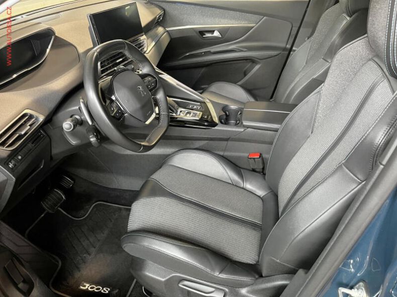Peugeot 3008 - hlavní fotka
