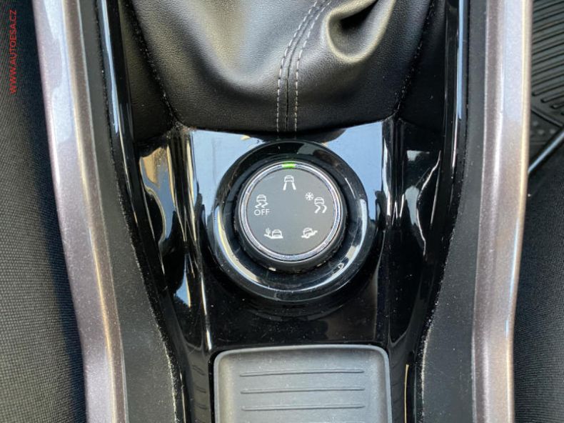 Peugeot 2008 - hlavní fotka