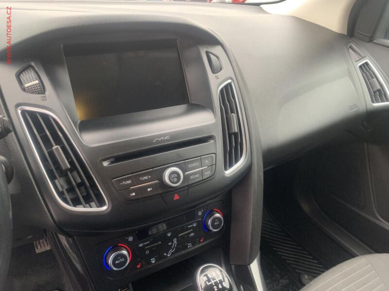 Ford Focus - hlavní fotka