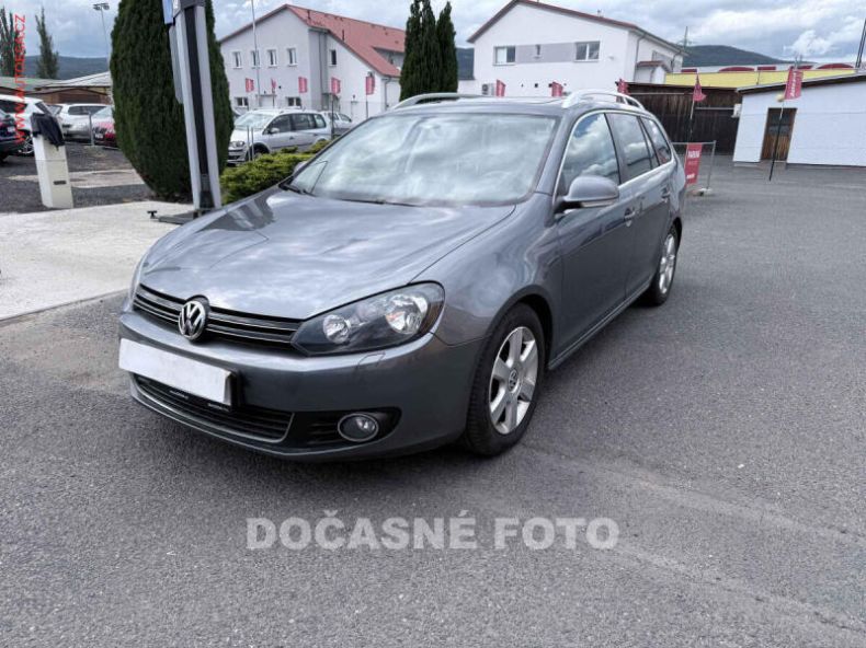 Volkswagen Golf - hlavní foto