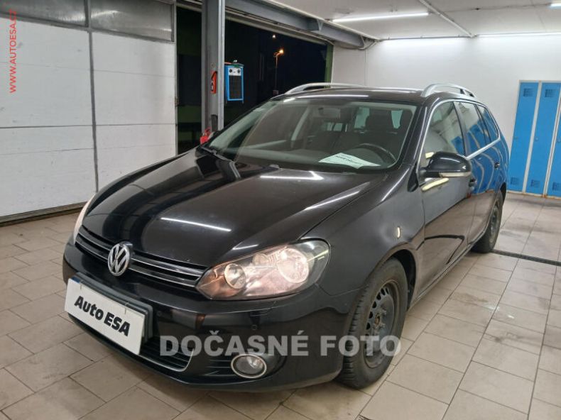 Volkswagen Golf - hlavní foto