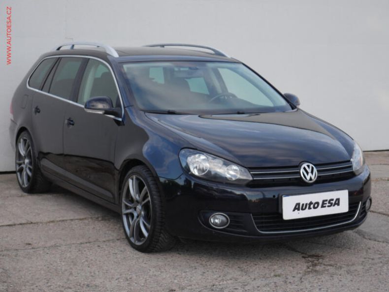 Volkswagen Golf - hlavní foto