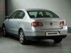 Volkswagen Passat - fotka číslo 5