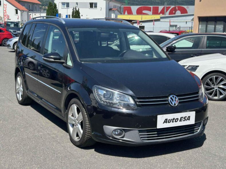 Volkswagen Touran - hlavní foto