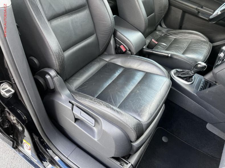 Volkswagen Touran - hlavní fotka