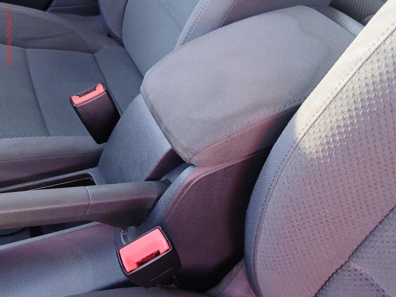 Volkswagen Golf - hlavní fotka