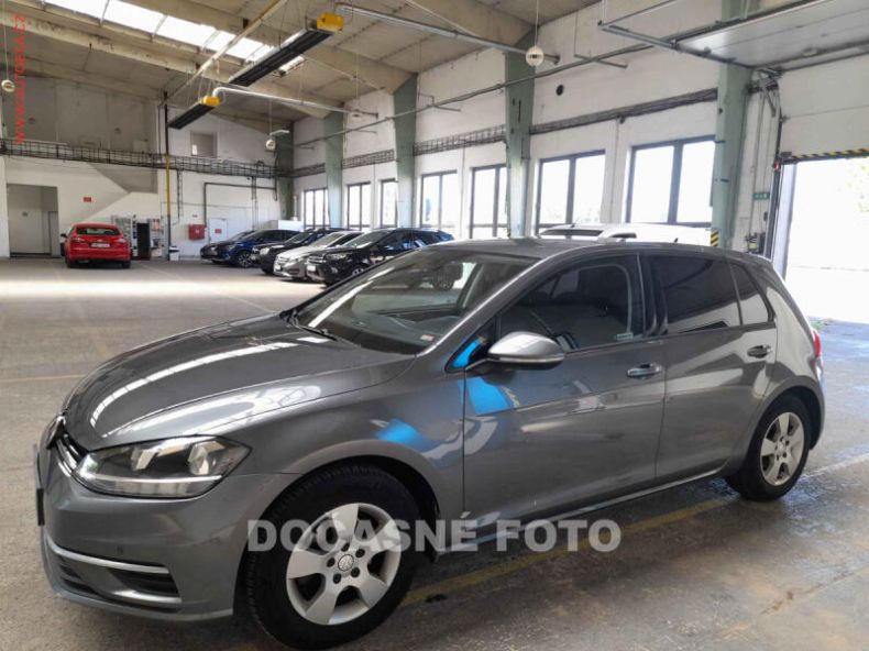 Volkswagen Golf - hlavní fotka inzerátu