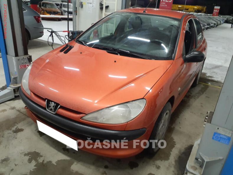 Peugeot 206 - hlavní foto