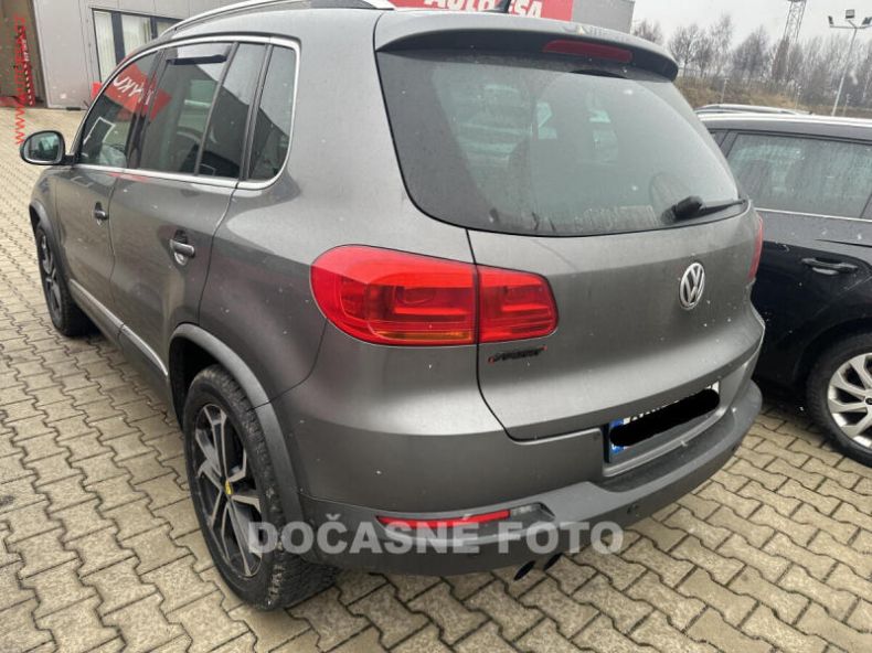Volkswagen Tiguan - hlavní fotka