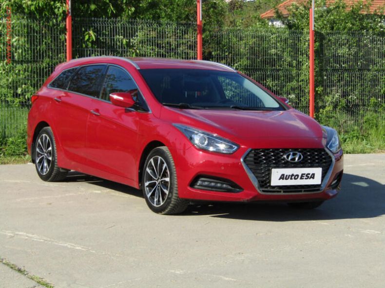 Hyundai i40 - hlavní foto