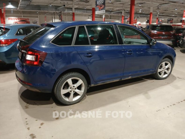 Škoda Rapid - hlavní fotka