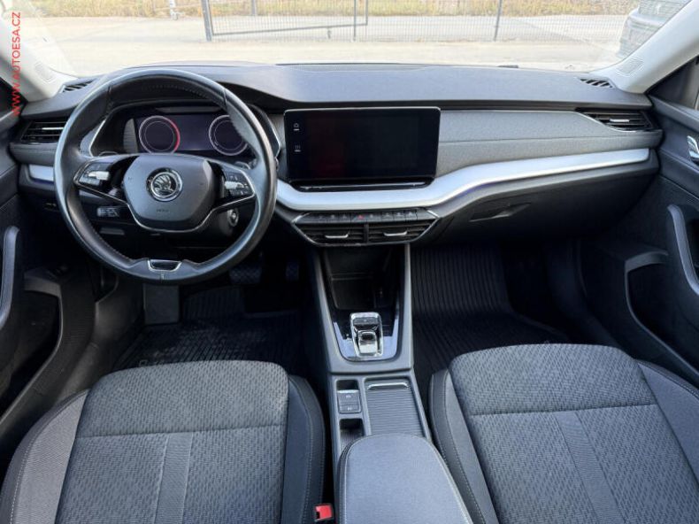 Škoda Octavia - hlavní fotka