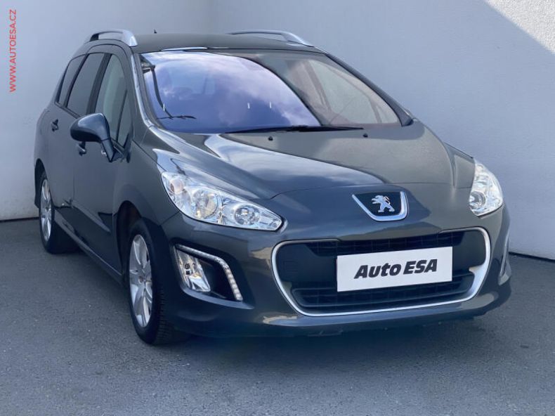 Peugeot 308 - hlavní foto