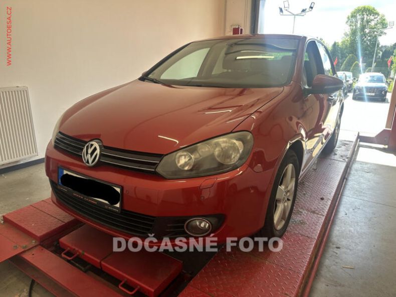 Volkswagen Golf - hlavní foto
