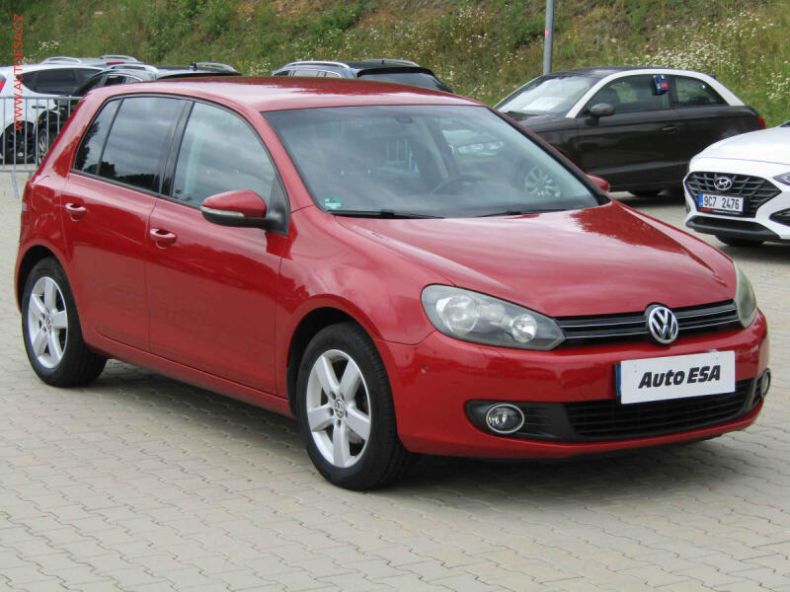 Volkswagen Golf - hlavní foto