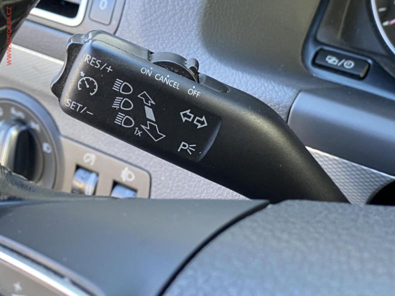 Volkswagen Touran - hlavní fotka