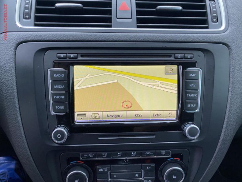 Volkswagen Jetta - hlavní fotka