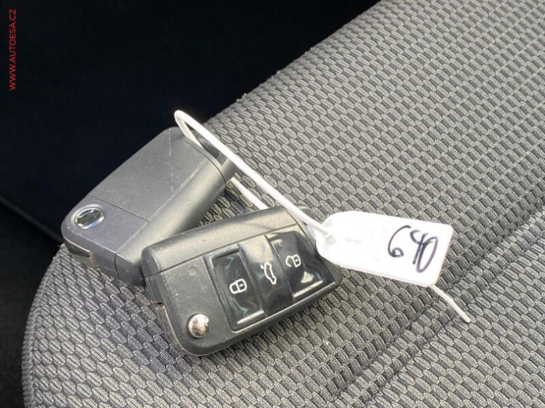 Volkswagen Golf - hlavní fotka