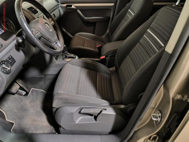 Volkswagen Touran - hlavní fotka