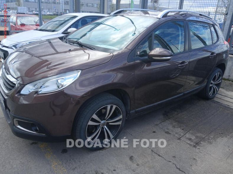 Peugeot 2008 - hlavní foto