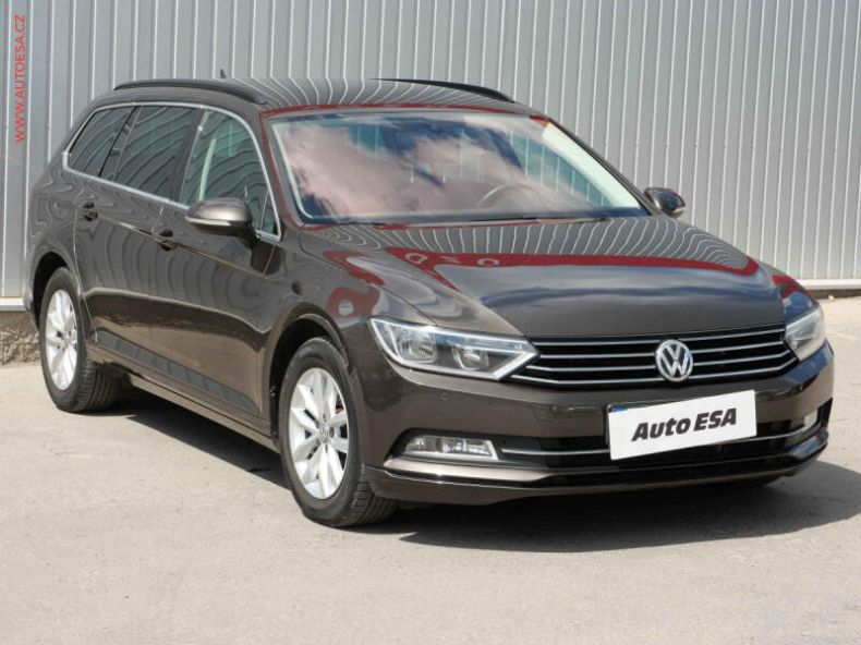 Volkswagen Passat - hlavní fotka inzerátu