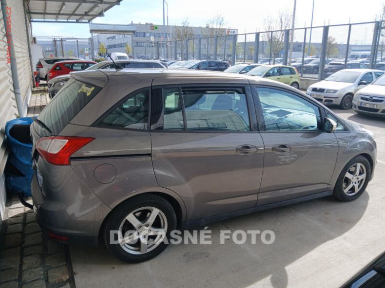 Ford C-MAX - hlavní fotka inzerátu