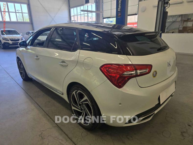 Citroën DS5 - hlavní fotka