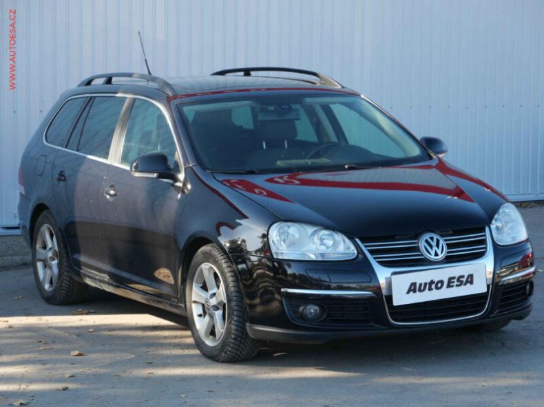 Volkswagen Golf - hlavní foto