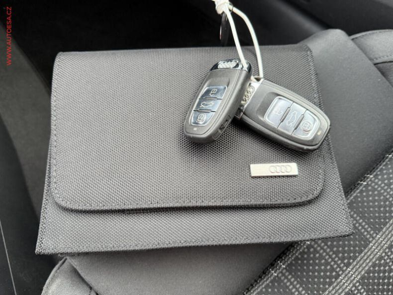 Audi A4 - hlavní fotka