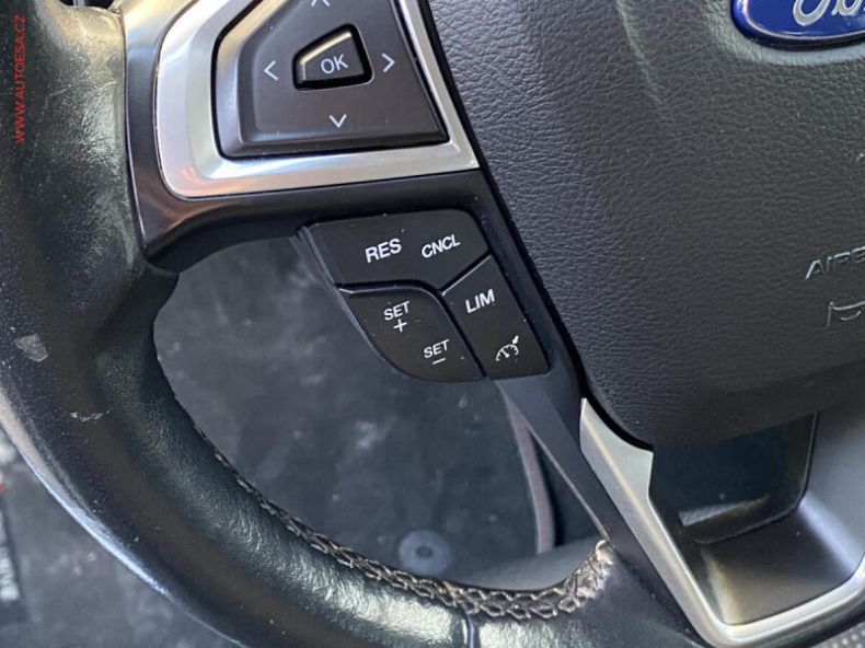 Ford Mondeo - hlavní fotka